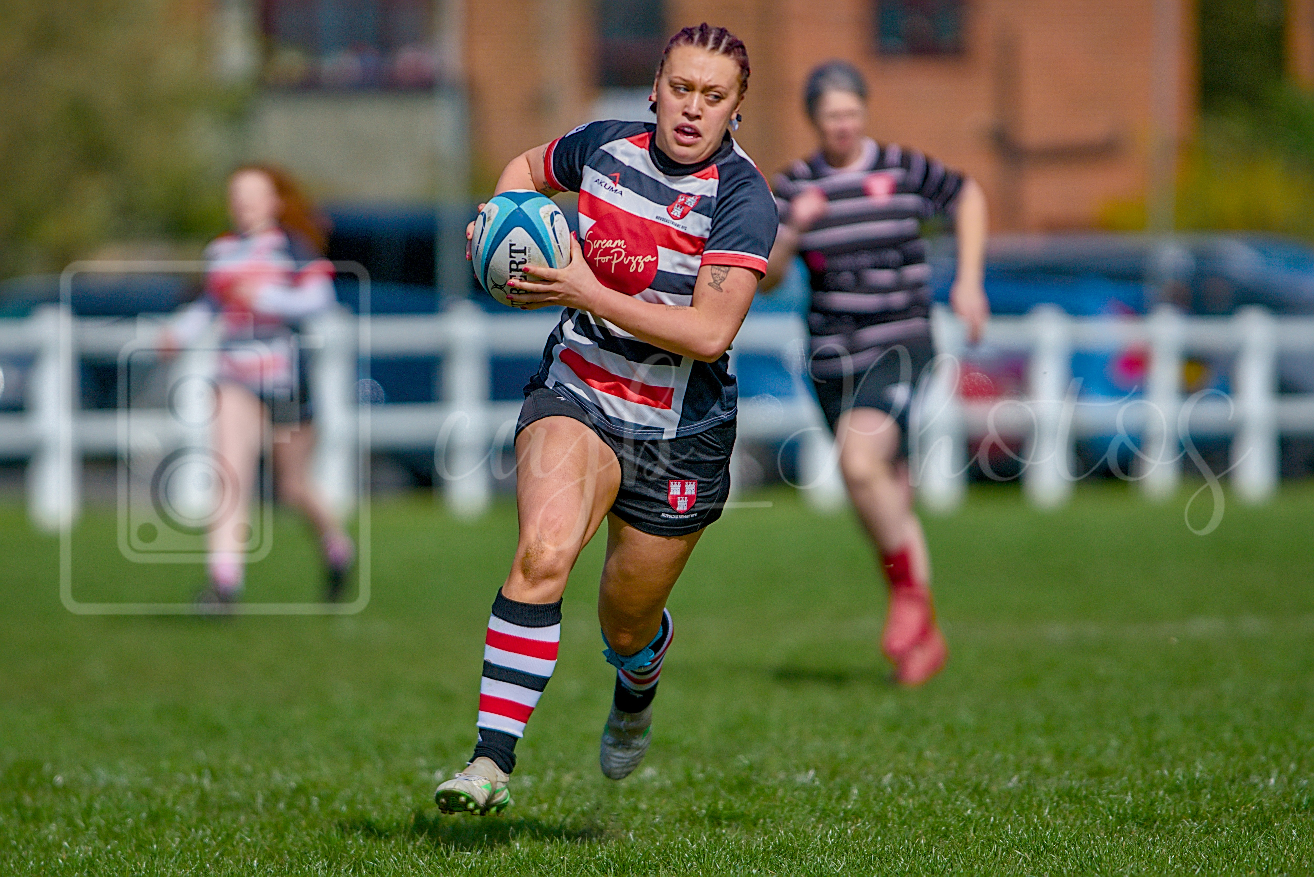 Novos player on the attack